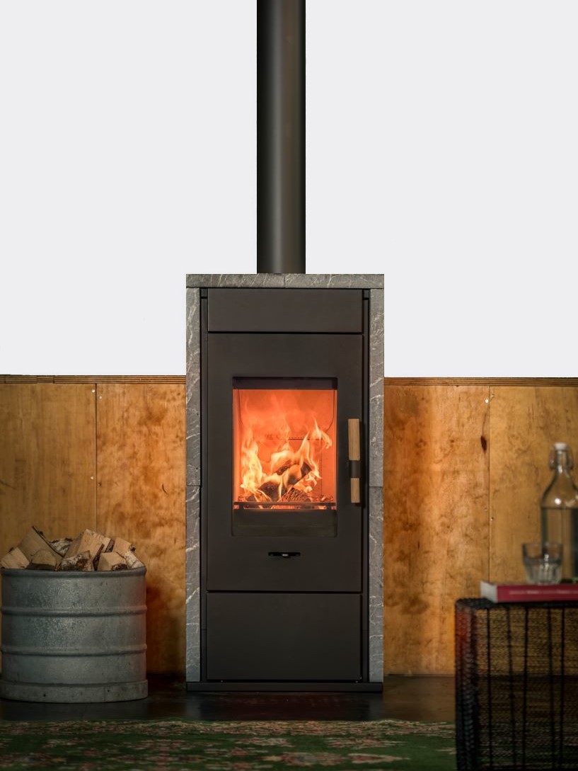 Kaminofen Geschaft -Kaminofen Geschaft pecan eco m stand alone2.jpg 2